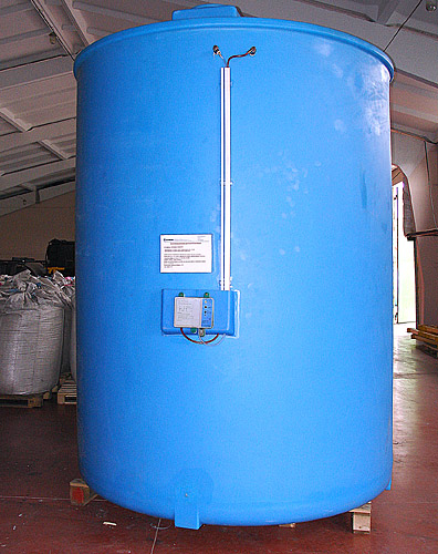 Общий вид резервуара для хранения кислот объемом 10 тыс. литров